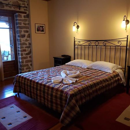 Dryades Guesthouse アノ・コラ エクステリア 写真