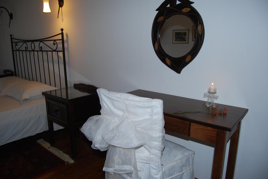 Dryades Guesthouse アノ・コラ 部屋 写真