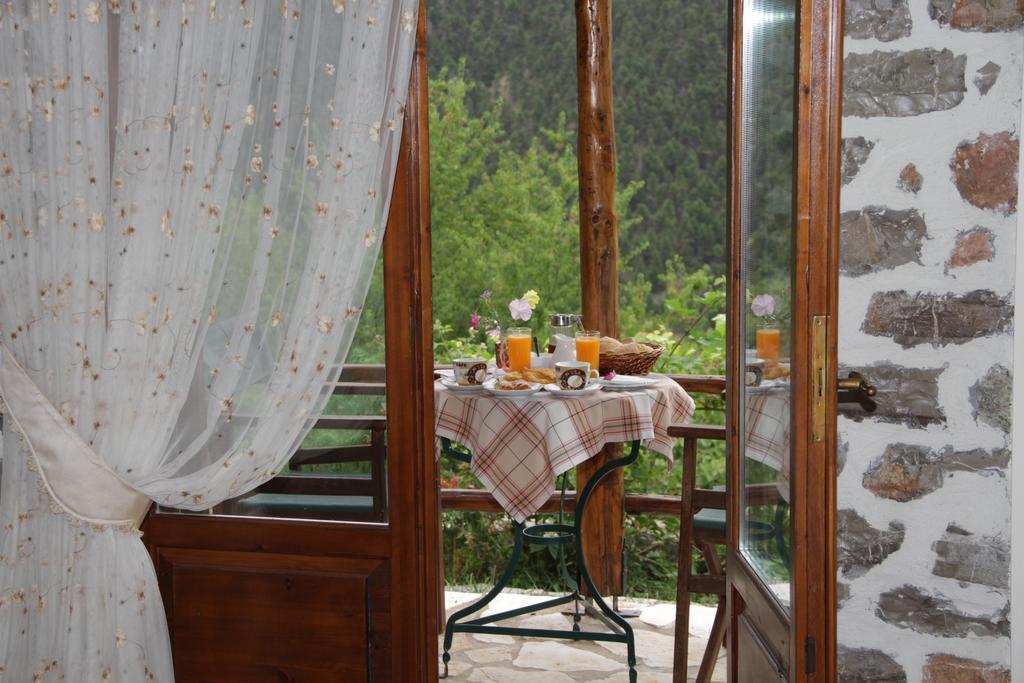 Dryades Guesthouse アノ・コラ エクステリア 写真