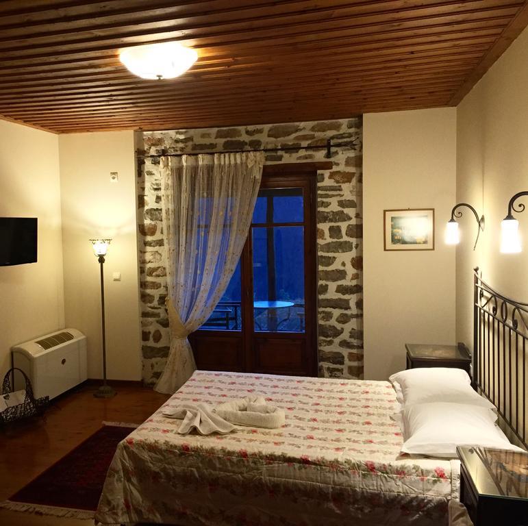 Dryades Guesthouse アノ・コラ エクステリア 写真